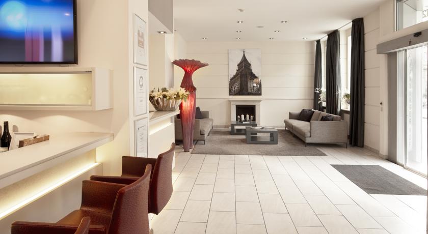 Фото 
aCasa Bed & Breakfast
