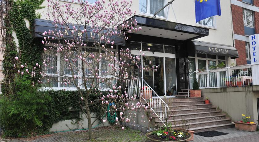 Фото 
Hotel Robert Mayer
