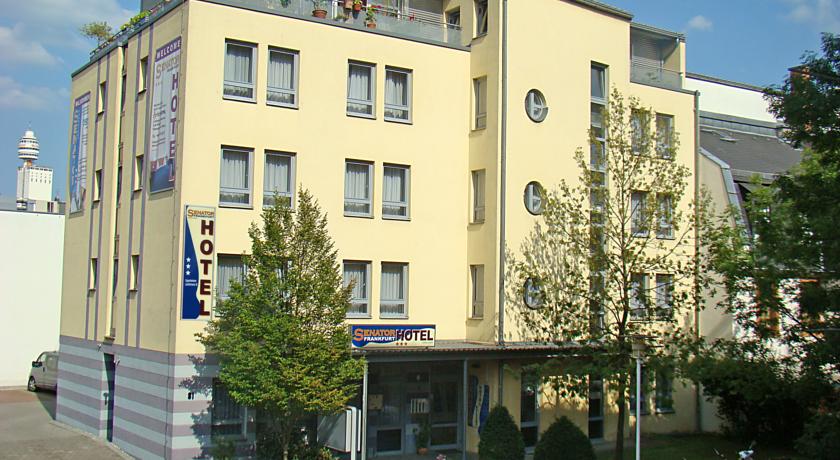 
Pullman Dresden Newa

