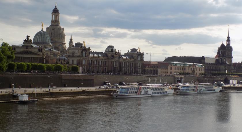 Фото 
Pension Leipzig Georgplatz
