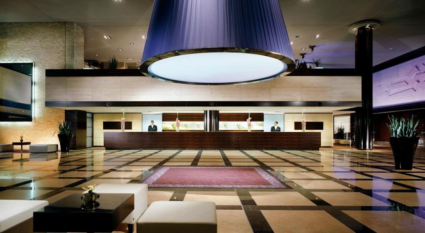 Фото 
F24 ELECTOR
