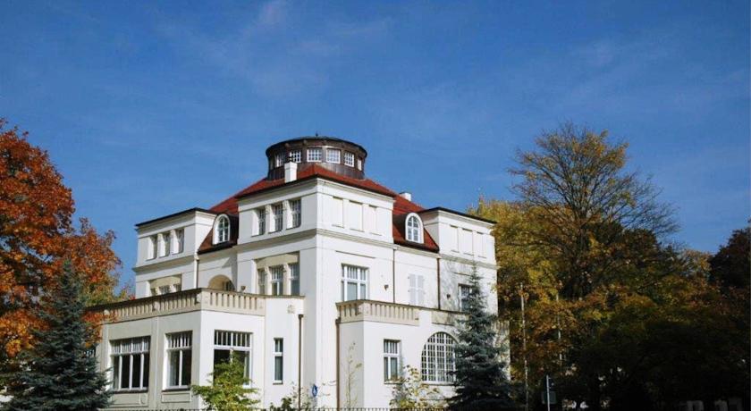 
Ramada Landhotel Nürnberg
