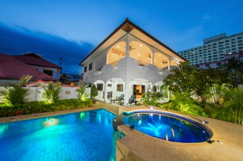 Royal Park Pool Villa Pattaya