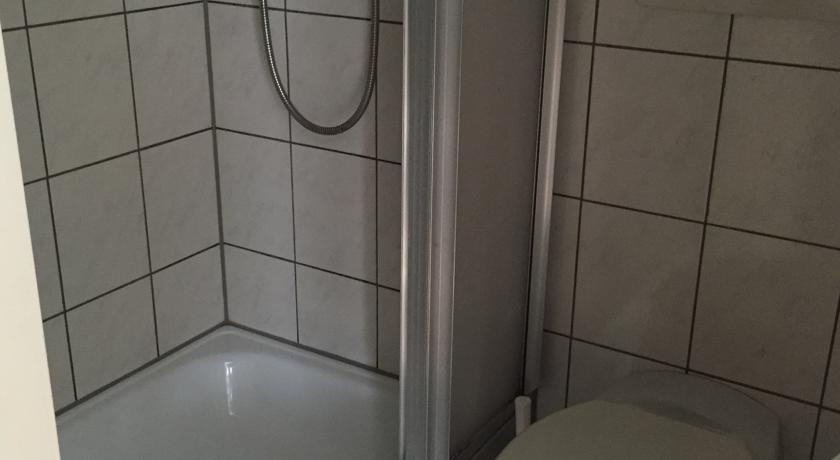 Фото 
Wiesbadener Hof
