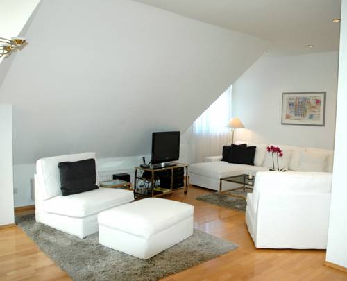 Фото 
Hotel-Pension Haus Neustadt
