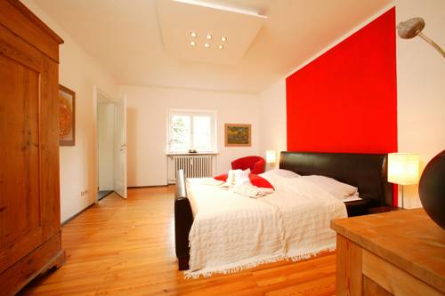 Фото 
Hotel Wilhelmshöhe
