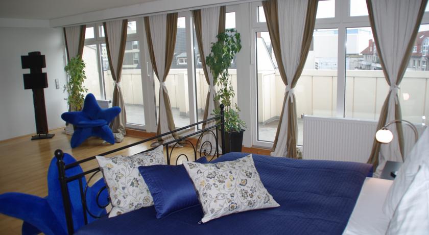 Фото 
Hotel Kronprinzen
