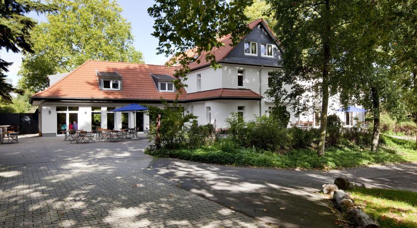 
Hotel Königshof Hauptbahnhof Superior
