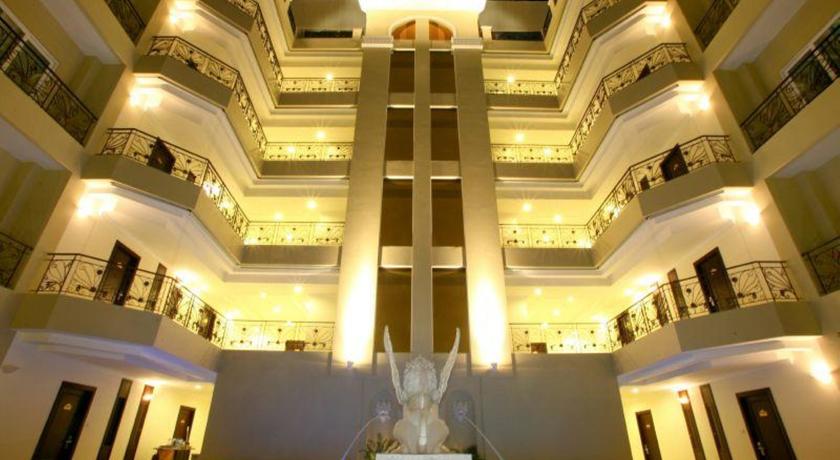 Фото 
LK Renaissance
