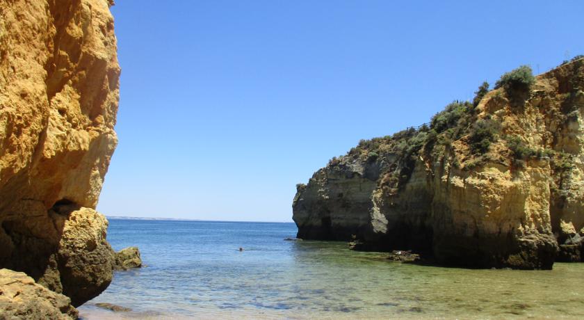 Фото 
Praia da Rocha Apartment
