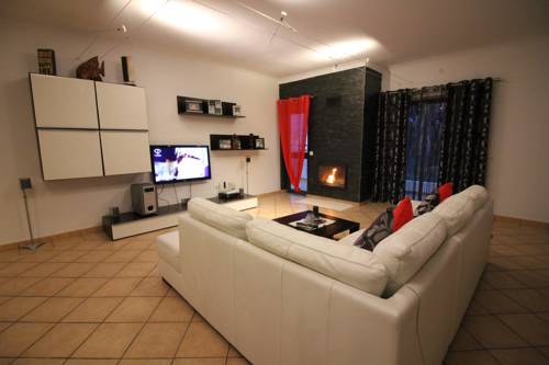 Фото 
Hotel Made Inn
