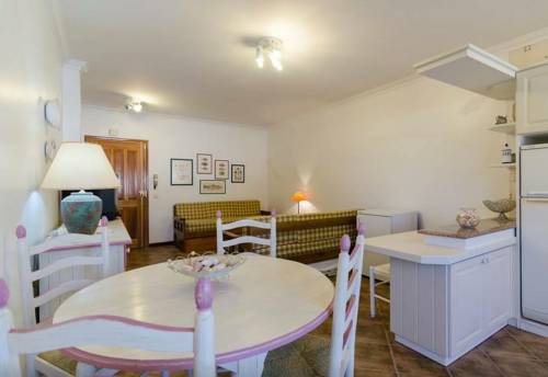 Фото 
Palacehouse
