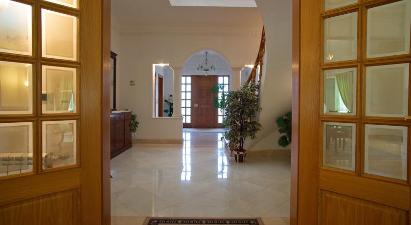 Фото 
Ericeira Lovers Apartment Center
