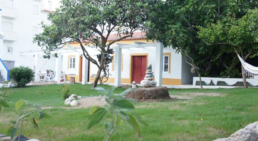 Фото 
Costa Apartments
