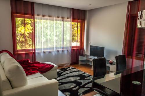 Фото 
Low Cost Apartment
