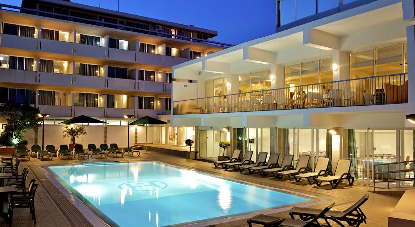 Фото 
Parque de Campismo Orbitur Evora
