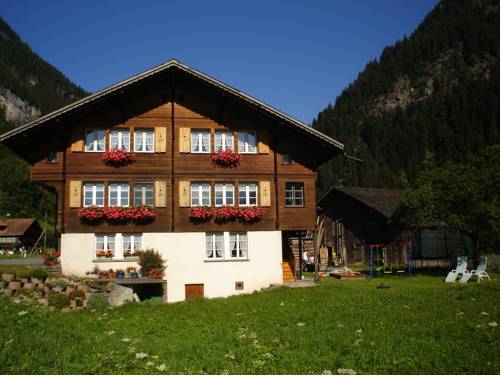 Фото 
Swiss Star Zurich Sihlfeld
