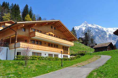 Фото 
Zurich old town, all mod cons
