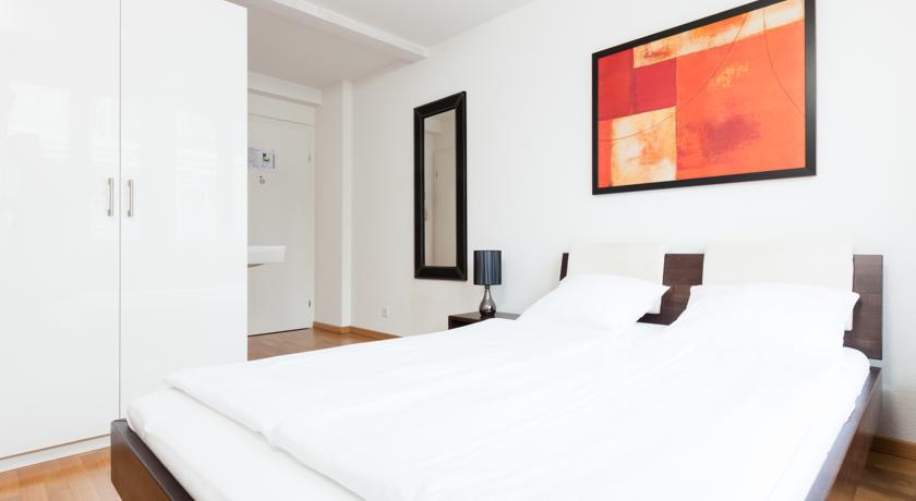 Фото 
Richmond 405 & 302
