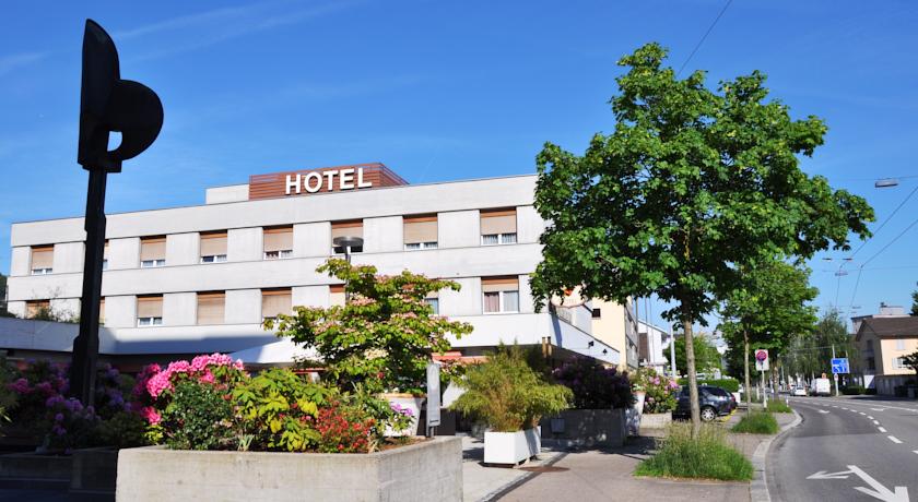 Фото 
Richmond 204
