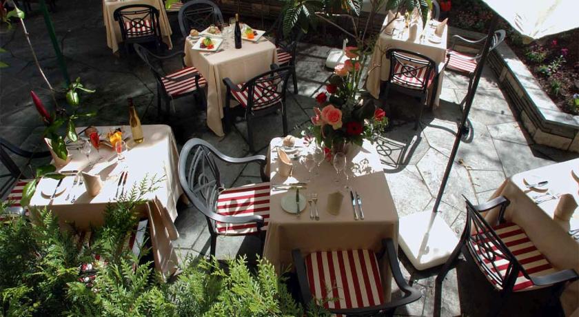 Фото 
Lugano Savosa Winter Youth Hostel
