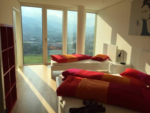 Фото 
rent a home Bristenweg
