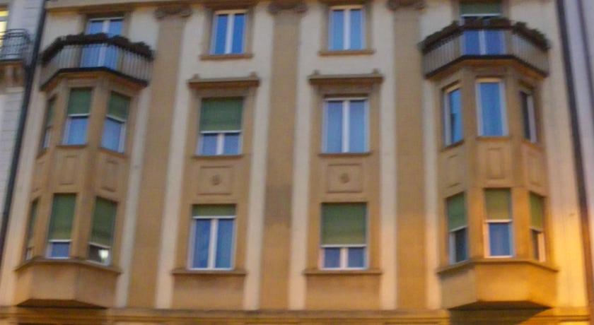 Фото 
Harder Minerva Apartments
