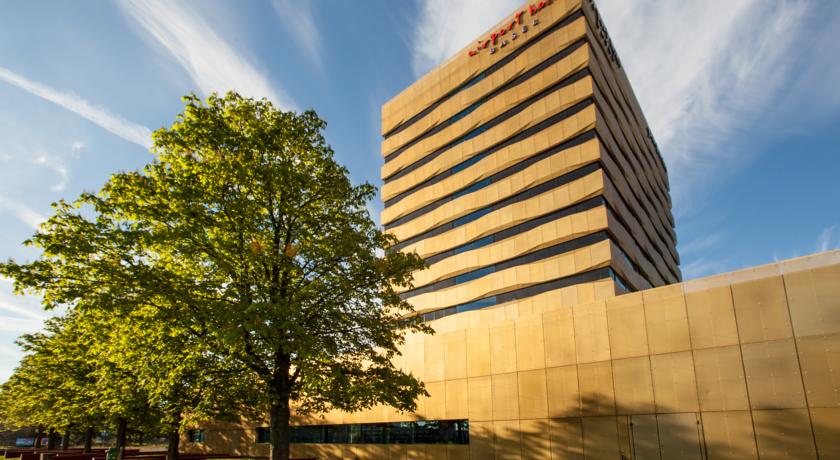 Фото 
Happy Inn Lodge
